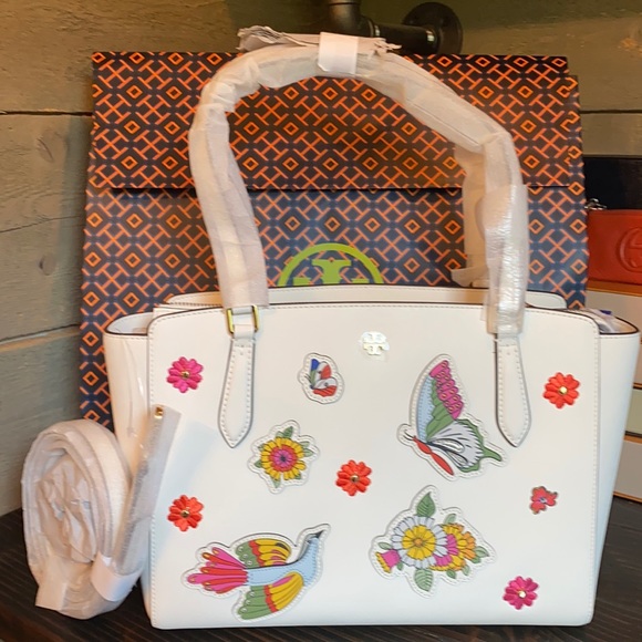 Tory Burch Handbags - Tory Burch Emerson Crossbody Zip Tote